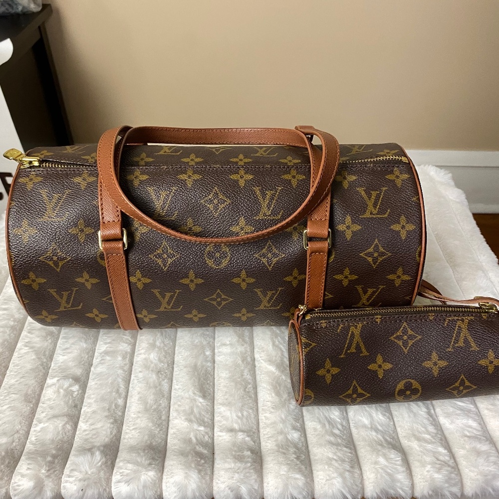 LOUIS VUITTON Papillon 30 Bag with Mini Pochette